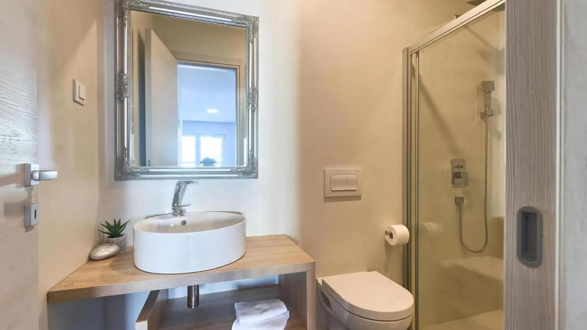 Villa Barmel Apt 2 Mit Balkon Pula Lejlighed