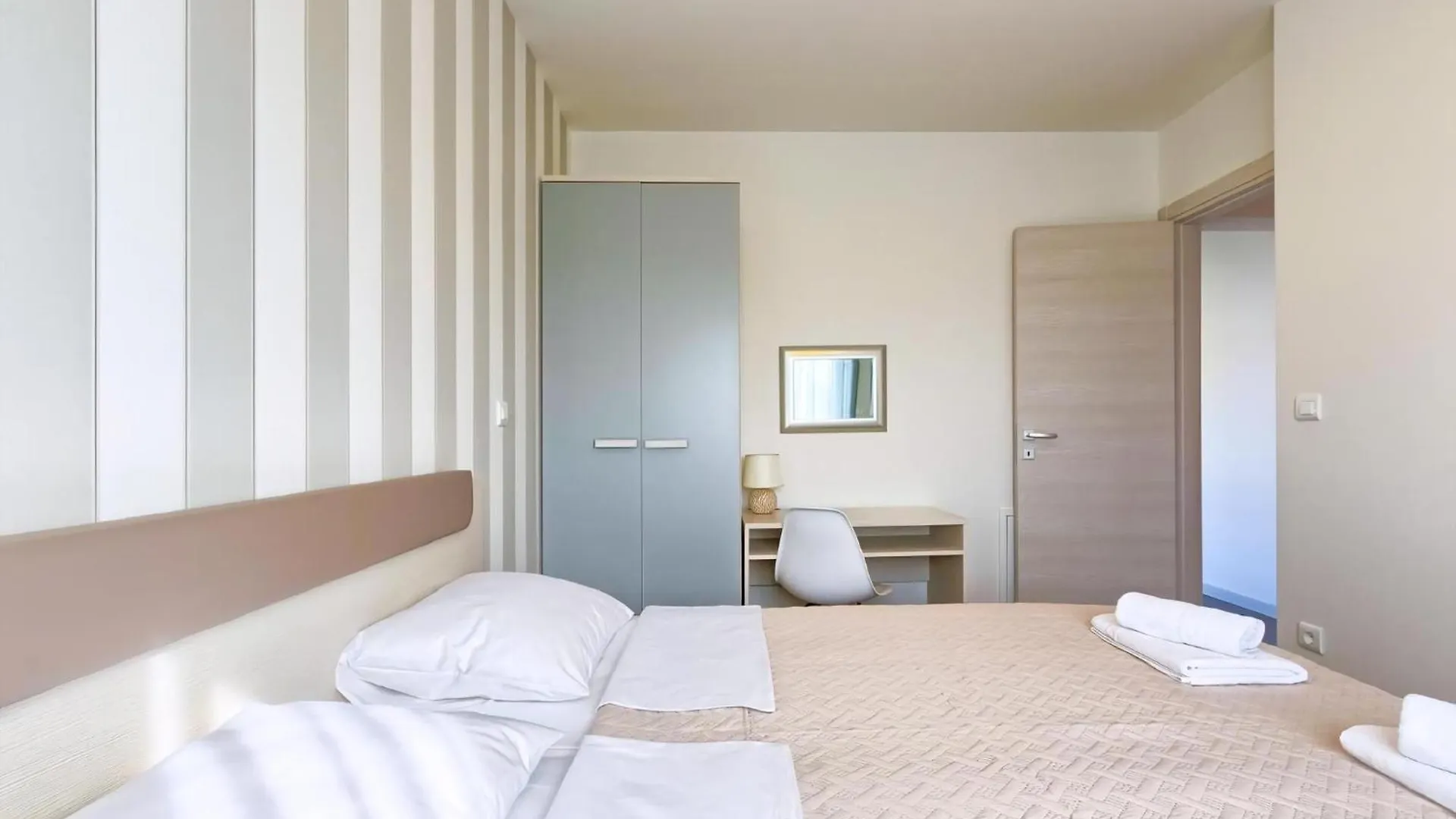 Apartment Villa Barmel Apt 2 Mit Balkon Pula