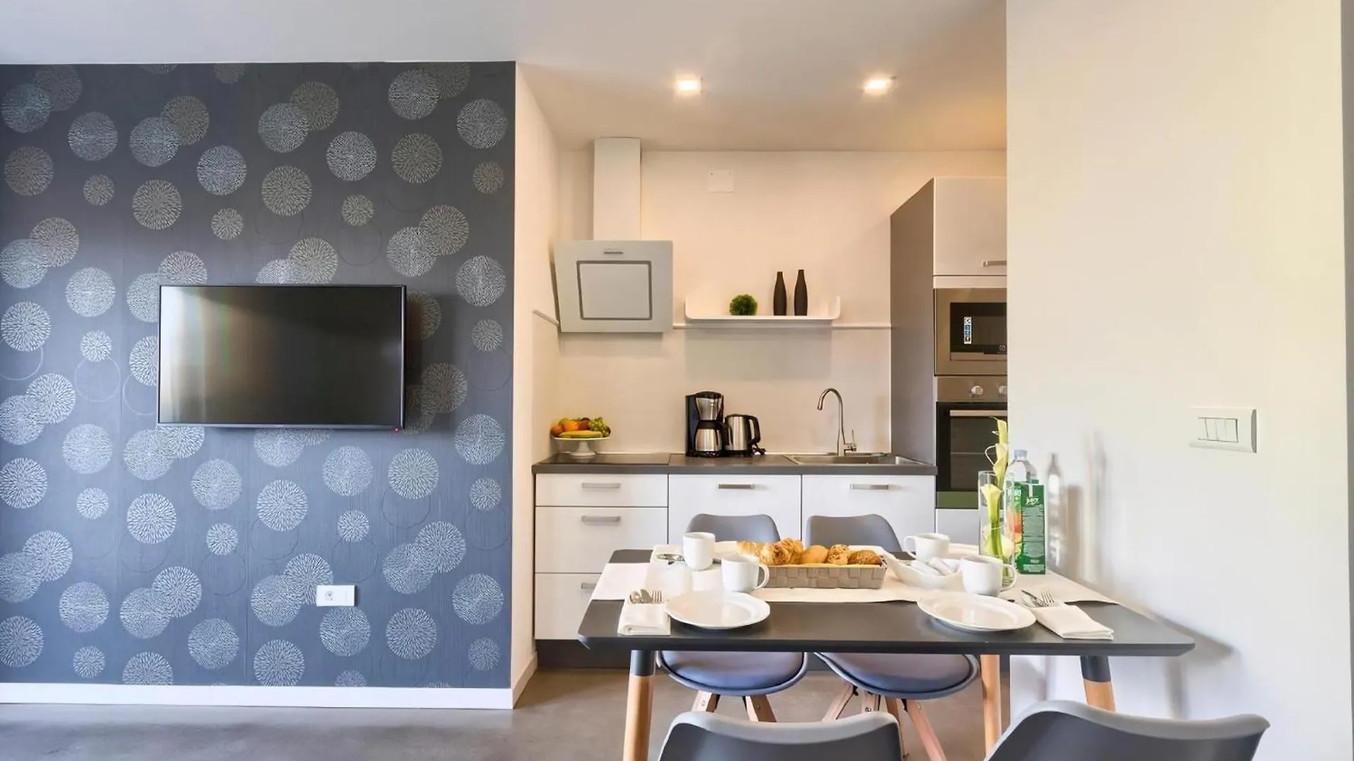 Villa Barmel Apt 2 Mit Balkon Pula 0*,  Croatia