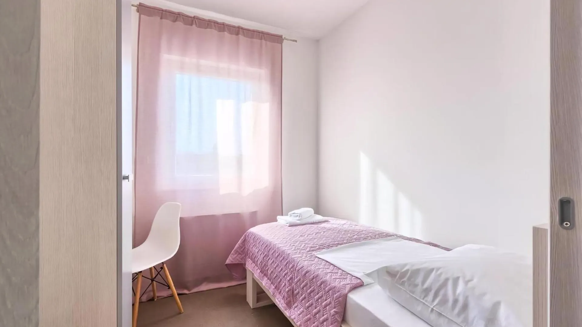 Villa Barmel Apt 2 Mit Balkon Pula Apartment